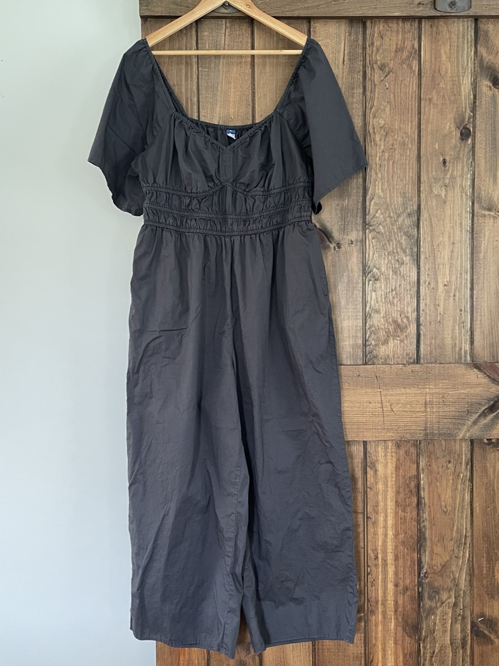 Old Navy Smocked Empire Waist Wide Leg Jumpsuit Romper XL Black Grey